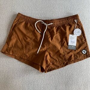 NWT Vuori Sunwashed Shorts in Tumeric L